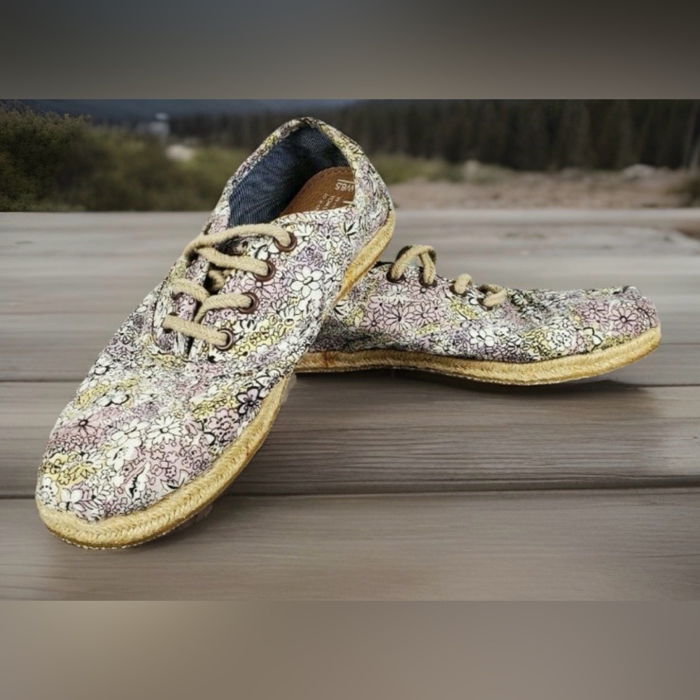 Toms Women Multicolor Floral Shoes Size 10